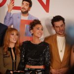 Hazal Kaya Instagram – Bu geceye katılamasam o kadar çok üzülürdüm ki…Hırsıma sağlık beşinci günde negatife döndüm.Pcr sonucunu nasıl bekledim,koşarak hazırlanmaya nasıl gittim,oralar hep flu.Canım filmimizin her süreci böyle son anına kadar çalkantılı oldu ama hep de çok mutlu olduk günün sonunda.Birlikte başardığımız her şeye,filmimize,size bayılıyorum,çok seviyorum!!Nicelerine 🥂 @aslitkizmaz @selinsekerci @enisarikan @onurtuna @elciinafacan @eclipsnf @cembelevi @cemcucenoglu @msenoy @medyapimresmi @ayyapim 
 
Benden Ne Olur 14 Ocak’ta sinemalardaaaaa 🎉🎉🎉