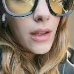 Hazal Kaya Instagram - Bedenim burda ama ruhum? Ruhum yok ya… #yorgunumdostlarım #divayorgun #bilmezdiiimsendenöncebununeyseşarkıyagirmiyim