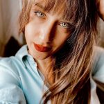 Hazal Kaya Instagram - Böyle bi fotoğrafım varsa paylaşmalıyım diye düşündüm.Bir @enisarikan mucizesidir 🌹