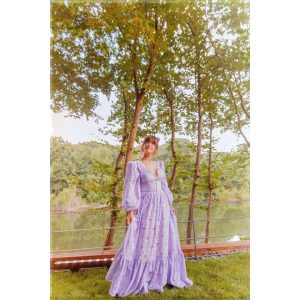Hazal Kaya Instagram - ✨🥂💜 #wewitnessedafairytale #songülarmanwedding 📸 by @aysegulkaracan
