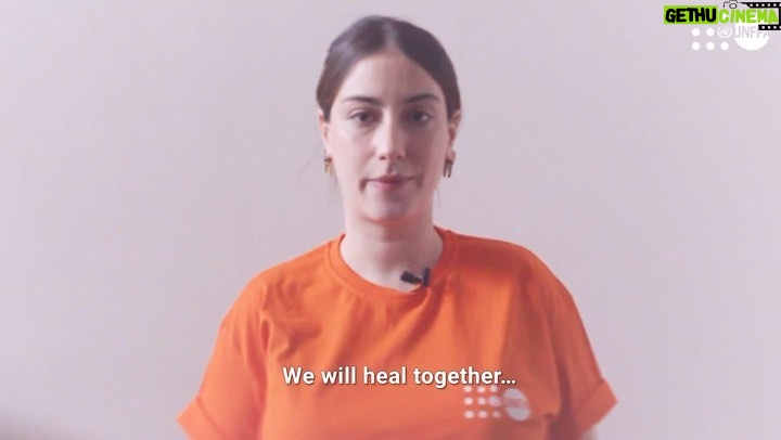 Hazal Kaya Instagram - “Birlikte iyileşeceğiz… UNFPA Türkiye’nin İyi Niyet Elçileri sevgili Hazal Kaya, Songül Öden ve Edis Görgülü’nün #8Mart Dünya Kadınlar Günü mesajına kulak verin 🧡 *** “We will heal together…” Hear out the #8March International Women’s Day message of UNFPA Türkiye’s Honorary Ambassadors dear Hazal Kaya, Songül Öden and Edis Görgülü 🧡 @hazalkaya @sngloden @edis