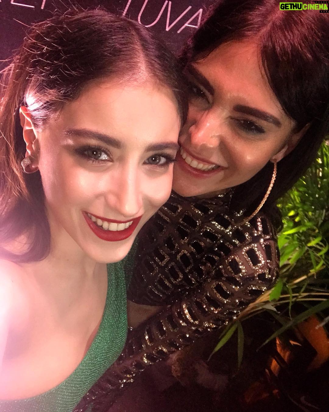 Hazal Kaya Instagram - proud of you...go girl!!!❤️ @ilknursereff #tuvanamxilknurseref
