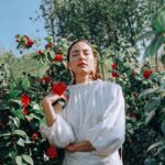 Hazar Motan Instagram - 💚🍃 @womensshinemag Röportaj: @caglakucukk @sryzcglu Fotoğraf: @okannturgut Stylist: @aliarisso Stylist Asistan: @littleastylle Saç: @sabitakkaya @hayrihayta Makyaj: @rufiyekalmazz
