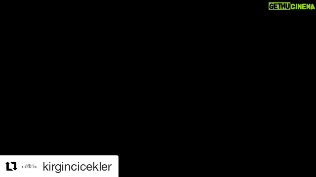 Hazar Motan Instagram - Her biri birbirinden güzel insanlar. Bana kattığınız her şey için çok teşekkür ederim. İyi ki varsınız. 🙏🏻Herkesin emeğine sağlık, hoşçakalın... #kırgınçiçekler