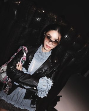 Heart Evangelista Instagram - Warning: may cause serious @acnestudios obsession ⚠️⚠️👏🏻

📸 @melzyquah for @deargentlefolk 

#AcneStudios #PFW #ParisFashionWeek