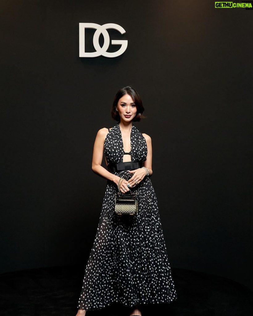 Heart Evangelista Instagram - It’s been a minute @DolceGabbana Overjoyed to witness the sartorial heritage in person at #DGFW24 #DolceGabbana #DGFamily #DGSicilyBag @deargentlefolk @directionsgroupinc Milan, Italy