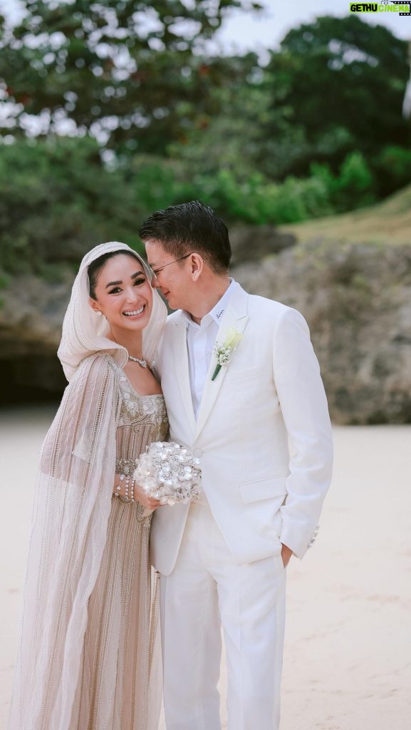 Heart Evangelista Instagram - Wedding vows renewal recap! 🤵‍♂️👰💍 You’re my greatest blessing, my love @escuderochiz Balesin Island Club
