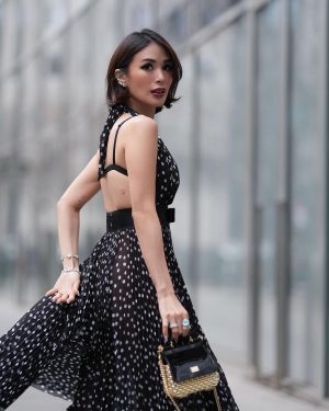 Heart Evangelista Instagram - It’s been a minute @DolceGabbana Overjoyed to witness the sartorial heritage in person at #DGFW24

#DolceGabbana #DGFamily #DGSicilyBag
@deargentlefolk 
@directionsgroupinc