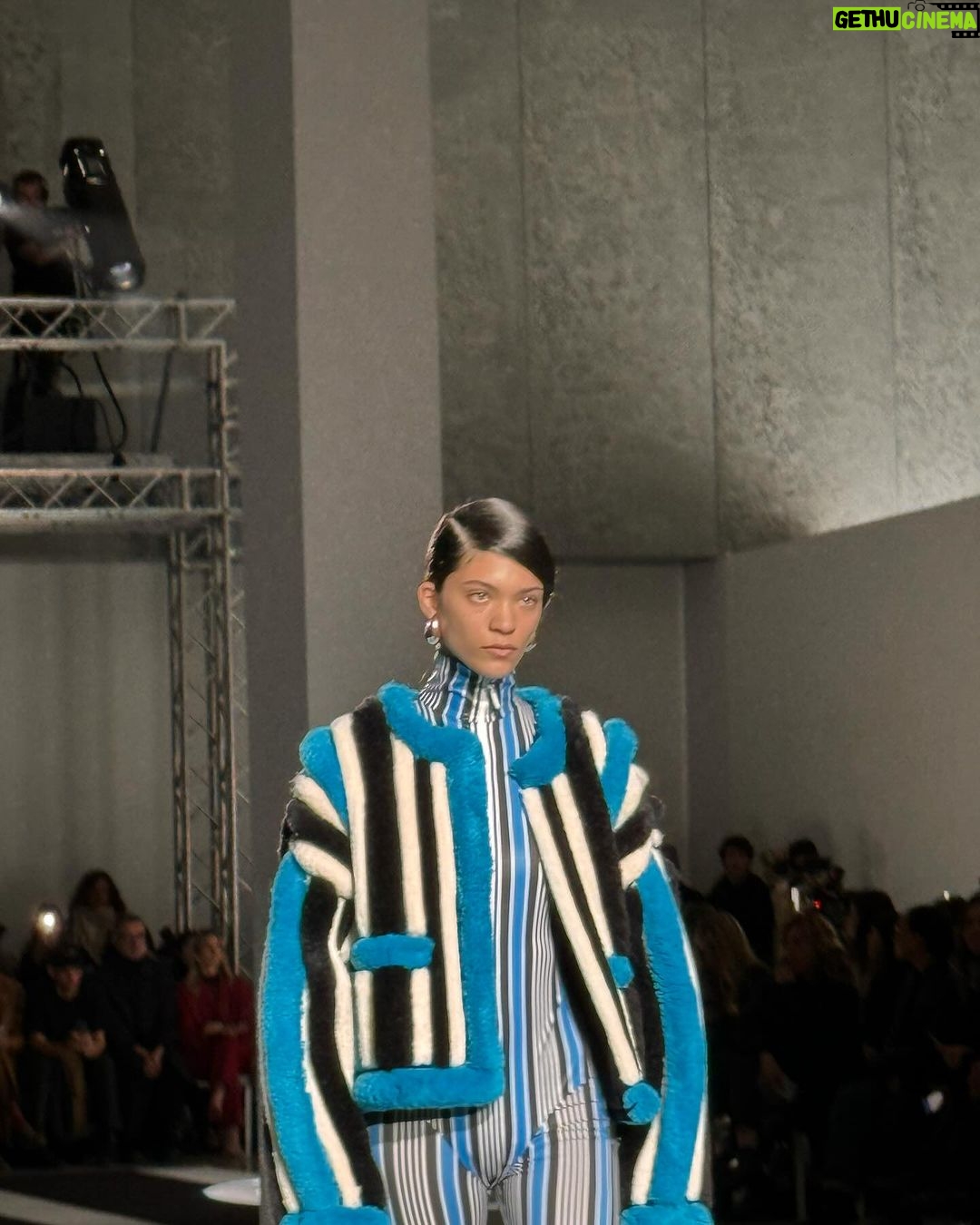 Heart Evangelista Instagram - Proud friend over hereπͺπ»π @filippograzioli ! Mesmerized @missoni π«΅π»ππ» #MissoniFW24 #Missoni #MFW #FW24 Milan, Italy