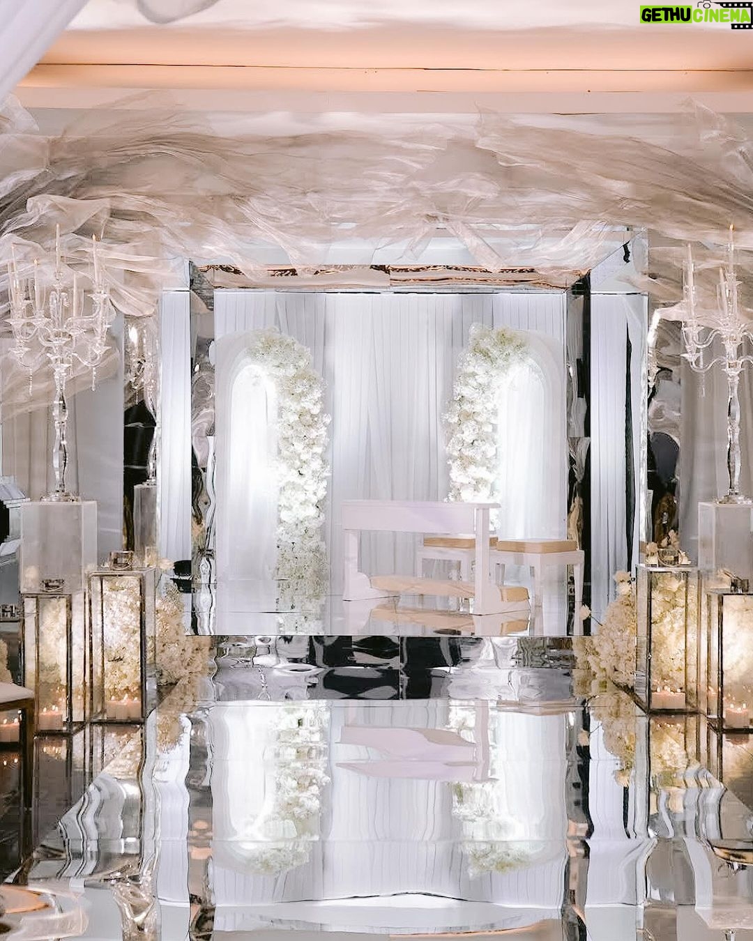 Heart Evangelista Instagram - Imagine being surrounded by countless soft glowing lights, immaculate white flowers, and installations that transport anyone into a world immersed in romance โ styling that takes love to the next level. The wedding of Heart and Sen. Chiz years ago was already a moment, a grand chapter of their love story. Now, they have forged a new beginning under the glow of a million lights, as steady as an undulating fabric that dances with the air, symbolizing a love that is unquestionably resilient through the years. From a world full of chaos and changes comes a love that stays and grows. ๐ธ @michellecentillas @forevermineweddingfilms The Royal Balesin Villa