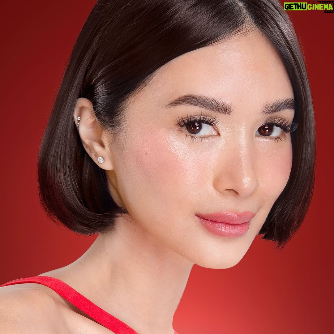 Heart Evangelista Instagram - You all know how much I love the POND’S Ultimate Youth Essence, and i thought it couldn’t get any better! Introducing ALL NEW POND’S AGE MIRACLE ULTIMATE YOUTH SERUM with NEW DISCOVERY HEXYL-RETINOL, a powerful ingredient that speeds up skin repair for ultimately youthful looking skin from 3 days!! This upgraded serum is my newest obsession! Try it for yourself and tag me in your results! 🌷 #PondsPH #PondsSkinInstitute
