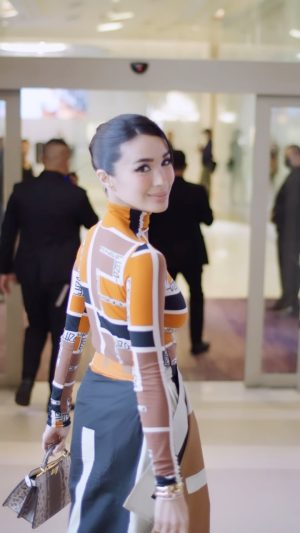Heart Evangelista Instagram - 36 hours and hundreds of laughters ! A day of celebration with @fendi !🖤 

@siamparagonshopping 
#fendiss24 #fendi