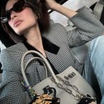 Heart Evangelista Instagram - Minimalists , kindly look the other way 🔮🧸🫛👛🍿 How do you style yours ?♥️ Paris, France