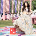 Heena Achhra Instagram - Straight out of the camera to play snake and ladder with u all 💛🌈 #bhaikishaadi . . #heerachhra #indianwedding #udaipur #mohgothisvish #destinationwedding #decor #traditional #lehnga Udaipur - The City of Lakes