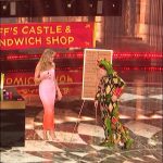 Heidi Klum Instagram - Ready, aim, say cheese?! 🪄🎯🥪 @piffthemagicdragon #AGT #heidisdreamteam