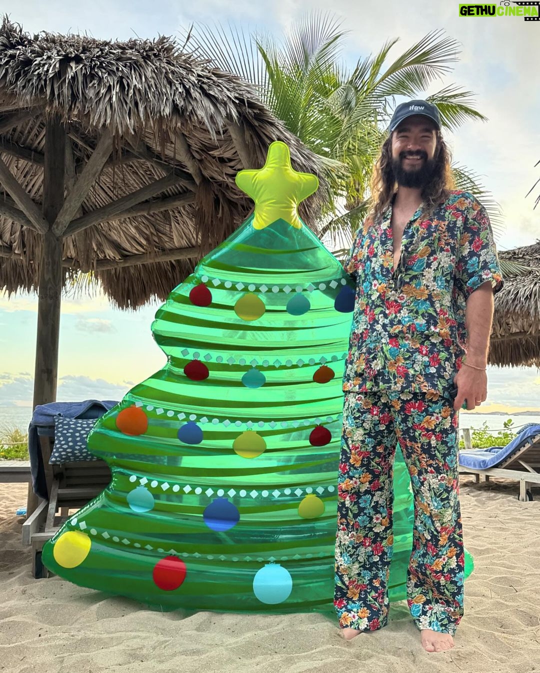 Heidi Klum Instagram - ….. and thats a wrap on Christmas 🎄🎅 🎁
