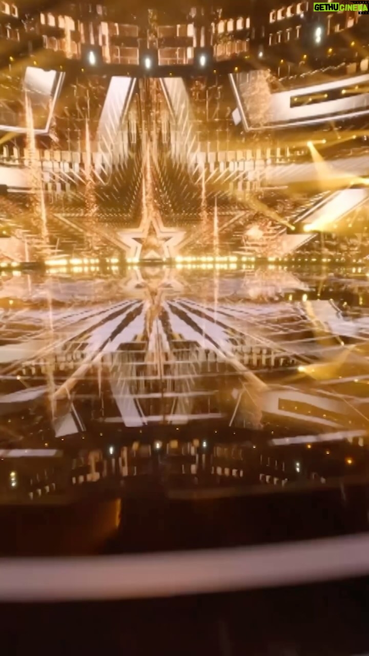 Heidi Klum Instagram - Yiiiippppppiiiiii 🥳🥳🥳 #AGT