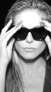 Heidi Klum Instagram - And here it is…. Our #SunglassesAtNight music video is out everywhere!! @tiesto 😎😎😎🎉🎉🎉🥳🥳🥳