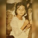 Hengame Ghaziani Instagram - آنها قادرند همه چیز را در محاسبات خود وارد کنند ، جز آمرزش به همین دلیل محاسباتشان بیهوده ست اگر این فقط داستان زندگی من بود بی گمان برایت تعریف نمی کردم حالا مثال انسانی زمستانهای بیشتری را پشت سر بگذارد ، چندان که این زمستانها چون برفی سنگین بالای سر او کمان کنند ، از این چه حاصل ؟!!!! این داستان کل حیات است که ارزش دارد و بیانش در اوج رنج زیباست شب تولد چهل سالگیم پدرم پر کشید ، عدد تولدش با تولد من یکی شد ، سی اردیبهشت امسال ، او ده ساله میشود( ده سال میگذرد ) و من پنجاه ساله ، اعداد هم حقیقیند هم غیر واقعی ، لباسی بر جسم از صدای بمبی که در خیابان اندیشه تهران افتاد ( زمان ثبت این عکس) تا صدای اژیر قرمز از رادیو همیشه روشن تا صدای مردی که میگفت : حمله هوایی شروع شد 🔺🔻 سالها صدای اون مرد در گوشم بود حتی وقتی صلح شد و چسب های رو پنجره ها کنده شد و روزهای سخت عبور از تاریخ ، سفوط هواپیمای اوکراین ، تا تعطیلی جهان تا صدای دستفروشان ، مردان و زنانی که با حساب های خالی امروز در قرنطینه هستند این صداها را بیاد میسپارم تا اگر سعادت مرگ فرارسد و در یک صدم از ثانیه چشمها و صدا تهی شوند فقط یاد آن کودک کنم که تنش زخمی ترکش بود با آن جثه کوچک و گفت : اگر بمیرم همه چیو به خدا میگم .......... ممنون «فروغ قجابگلو » عزیز رفیق، دیشب یاد این کودک کردی و به من هم یاداوری کردی.. آموختم فراموشی ما تازیانه سنگینیست بر پیکر روح خودمان. دوست داشتم پیش از انکه دیر شود بنویسم براتون که هیچکس نمی داند چه روز ، چه ساعت و در کجا روحش پر میکشد از زمین ، پس با امیدواری واقعی باید فکر کرد همیشه روز آخر است در این روزها امرزش دیگران و خودمان قلبمان را روشن میکند ، به ما قدرت میبخشد ، تفاوت هارا دریابیم و سعادت شخصی رو نفس ببخشیم آنچه را که اسیر میکنیم ، مارا در زندان فراموشی نگاه میدارد ... هنگامه /ق یازده فروردین هزارو سیصد و نود و نه ۹ عکاس : اتلیه کاووس ده سالگی /روزهای جنگ ✏️✉️⏰🌍💙دوستتون دارم