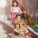 Hengame Ghaziani Instagram - موسيقي : بابك بيات @rezaghazianiphotography عمارت پدری . تابستان سایه ها بلند بودند به پهنای ارامش خیال و رویا
