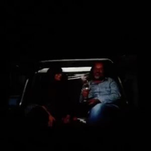Hengame Ghaziani Instagram - جايزه جشن خانه سينما:
سه سال از خاطره ان شب ميگذرد 
برنده تنديس و ديپلم افتخار نقش اول زن جشن خانه سينما شده بودم / سه سال پس از توقيف جشن و بسته بودن خانه سينما اين جايزه حاصل انبوه سه سال فيلم داوري نشده بود و رقابت سنگنين بود / اما بعد از اعلام راي داوران خبر رسيد كه هيچ جايي را براي اجراي مراسم اين جشن به خانه سينما ندادند ، دبير جشن و اعضاء به تصميم بزرگ و جالبي رسيدن ، و تسليم نشدن با يك ماشين ون به در خونه همه برنده ها رفتن و جايزه ها را تقديم كردند / سه سال از ان شب عجيب ميگذرد /شايد اين اولين و آخرين باري بود كه جايزه اينگونه داده ميشد /
روز ملي سبنما بر همه مردم ايران كه بي مهر و حمايت انان سينما نميتوانست به حيات خود ادامه دهد مبارك باشد 
دوستدار هميشه شما /دوستتان دارم
زحمت اوردن تنديس را اقاي امين تارخ هنرمند عزيز و محترم  و خانم مهتاب كرامتي عزيز  به عهده داشتند 
طبيعيست به علت نبودن امكانات برگزاري جشن نور فيلم به علت نوع اجراي ان كم است به نور دلهاي خودتان ببخشاييد
و پيشاپيش به همه همكاران عزيزم كه امشب برنده اين تندبس ارزشمند هستند تبريك ميگويم
متاسفانه تهران نيستم تا امشب در جشن خانه امان شركت كنم