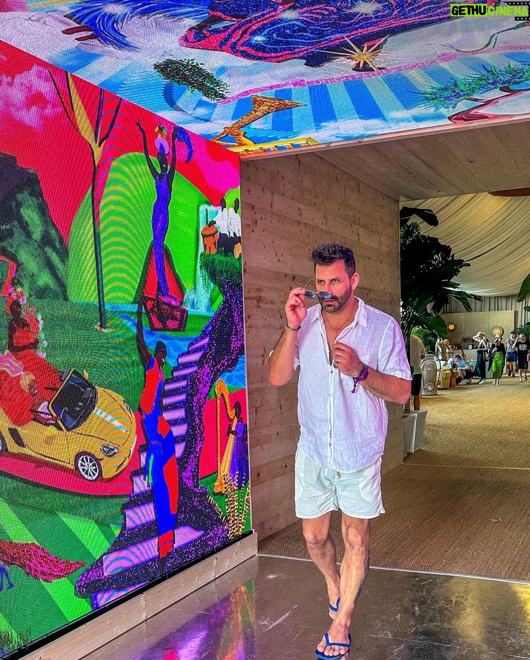 Henri Castelli Instagram - MIAMI ART BASEL CHEGAMOS!!! #miami #artbasel2023preview Miami, Florida