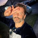 Henri Castelli Instagram - Aprovecha el domingo para hacer todo aquello que te llena el alma. ¡Buenos días!!!!! Miami Beach, Florida