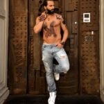 Henri Castelli Instagram - New Tatoo around NYC 🤟🏻🤟🏻🤟🏻. #newyorkcity #tatoo Manhattan, New York