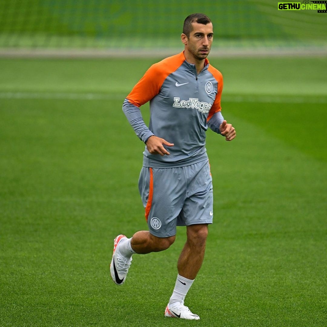 Henrikh Mkhitaryan Instagram - Concentration on tomorrow’s match 📸🙌🏼 #InterSalisburgo #ForzaInter #championsleague #ucl