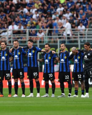 Henrikh Mkhitaryan Instagram - 3rd winning match and an excellent teamwork! ☑️👊🏼🖤💙 #ForzaInter #InterFiorentina #win #seriea #football #micki