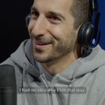 Henrikh Mkhitaryan Instagram - The Nerazzurri colours and a feeling of déjà vu 🖤💙 @micki_taryan takes centre stage in the fourth episode of Frog Talks 🐸🎙️ Listen now, link in our stories 🎧 #ForzaInter