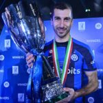 Henrikh Mkhitaryan Instagram - 1st Trophy with @inter, 5th SuperCup in my career😍🏆⚫️🔵🇮🇹 #Supercoppaitaliana #ForzaInter