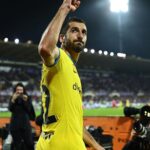 Henrikh Mkhitaryan Instagram - Victory deserved for the team! Good night fans😉🙌🏼🖤💙 #inter #fiorentinainter @seriea #football