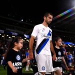 Henrikh Mkhitaryan Instagram - Thank you #Japan for such a warm welcome in our preseason tour. Arigatō Nihon !! 🇯🇵🖤💙#forzainter #intertourjapan2023 @inter