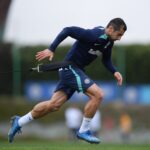 Henrikh Mkhitaryan Instagram - Training hard🦾🏋🏻 #forzainter #training #football #micki #adidas