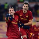 Henrikh Mkhitaryan Instagram - ❤️💛 #RomaCagliari @sergioliveira27 #seriea #asroma Stadio Olimpico, Roma