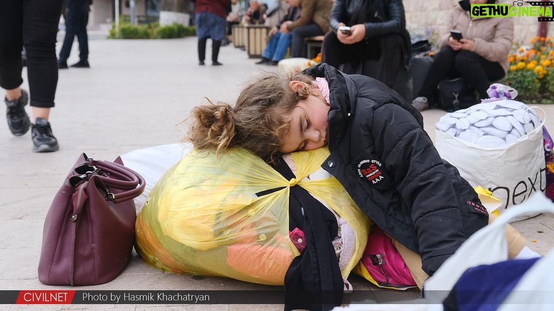 Henrikh Mkhitaryan Instagram - After a ten months long blockade, on September 19th Azerbaijan’s military launched a brutal shelling of Nagorno Karabakh. My heart breaks as I learn about the stories of trauma, loss, and severe violations of human rights of thousands of Armenian families who are being forcibly displaced from Nagorno Karabakh and flee for Armenia in a mass exodus. The situation that people in Nagorno-Karabakh are suffering right now, brings memories from History’s darkest hours. We often look back to those dark pages of indiscriminate killings, ethnic cleansing and concentration camps with remorse, and regret that no one did enough to stop it. We cannot bring back the victims from those past atrocities, but we are still in time to prevent genocide from unfolding in the Nagorno-Karabakh. In the midst of this horror, we need immediate mobilization of emergency humanitarian aid through the Lachin Corridor and the deployment of international monitoring missions to put a stop to these crimes against humanity. It is now urgent for international leaders to stand up against ethnic cleansing and use all possible political tools to put an end to military actions in the region. Children have the right to live in peace in their homeland. Photo: @civilnet.am / Hasmik Khachatryan #NagornoKarabakh #Armenia #Artsakh