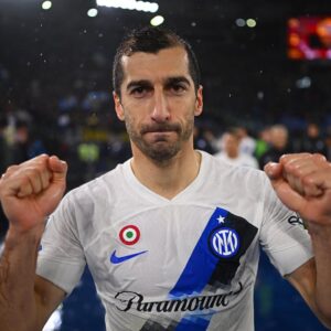 Henrikh Mkhitaryan Instagram - The perfect Sunday mood! We keep our focus on the next match🖤💙👏🏼 #forzainter #seriea