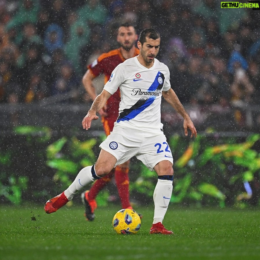 Henrikh Mkhitaryan Instagram - +3 ⚫️🔵 #RomaInter #seriea Stadio Olimpico Roma