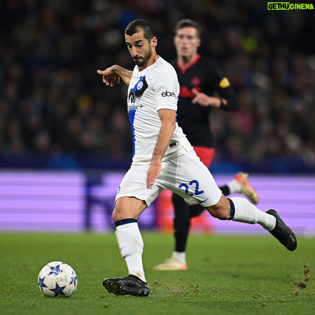 Henrikh Mkhitaryan Instagram - And we do it again: R16 of #ChampionsLeague 👊🏼⚽️🐍💨💨 #Inter #ForzaInter #UCL Red Bull Arena Salzburg