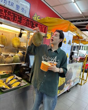 Henry Lau Instagram - came back for the ☀️🇲🇾!!