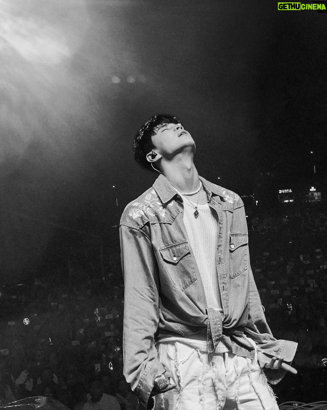 Henry Lau Instagram - You guys make me shine 🌌