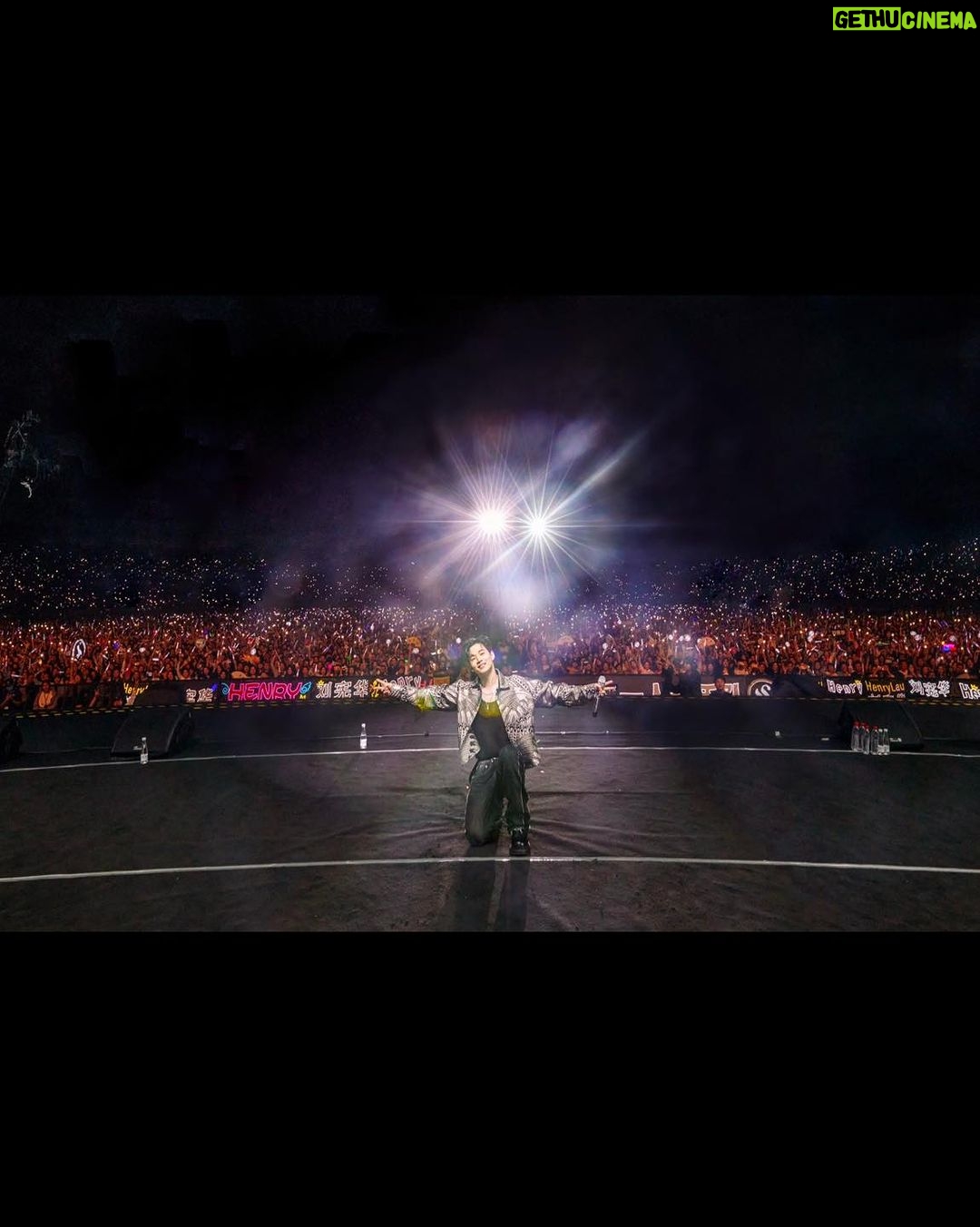 Henry Lau Instagram - You guys make me shine 🌌