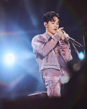 Henry Lau Instagram - Lights, camera, action 📸 @jessicah_o
