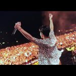 Henry Lau Instagram - Always grateful for the love & energy you bring 🤍 wishing for more opportunities to meet all of you soon 🙏 곁에 있어줘서 고마워요 우리 펜🖊️들!! 빨리 또 보고싶다!!!