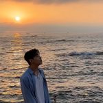 Henry Lau Instagram – what’s your summer sky lookin like? 🌤️