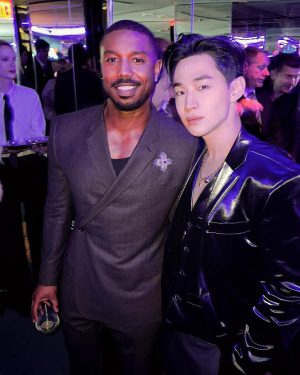 Henry Lau Instagram - My @tiffanyandco journey💙 
#tiffanyandco #thetiffanylandmark
