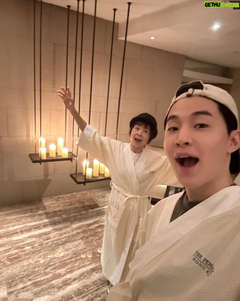 Henry Lau Instagram - mommy time. healthy time. happy time. @peninsulahongkong #penmoments The Peninsula Hong Kong