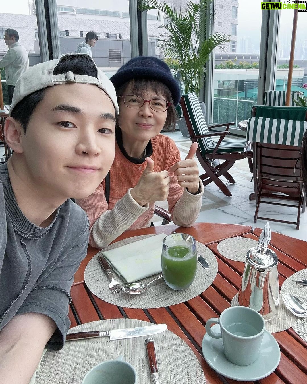 Henry Lau Instagram - mommy time. healthy time. happy time. @peninsulahongkong #penmoments The Peninsula Hong Kong