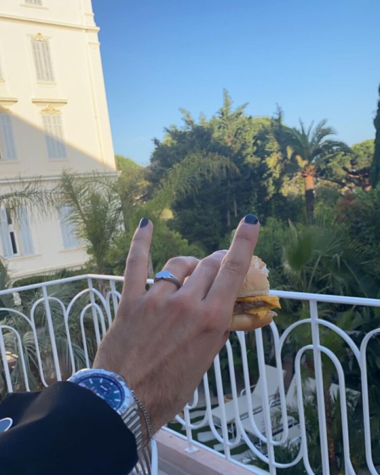 Herman Tømmeraas Instagram - Summer 23 has officially started! Second photo is the ultimate vibe btw🤟🏼